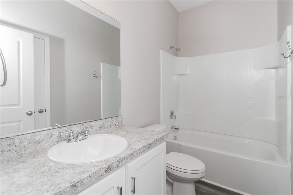 For Sale: $295,000 (3 beds, 2 baths, 1174 Square Feet)