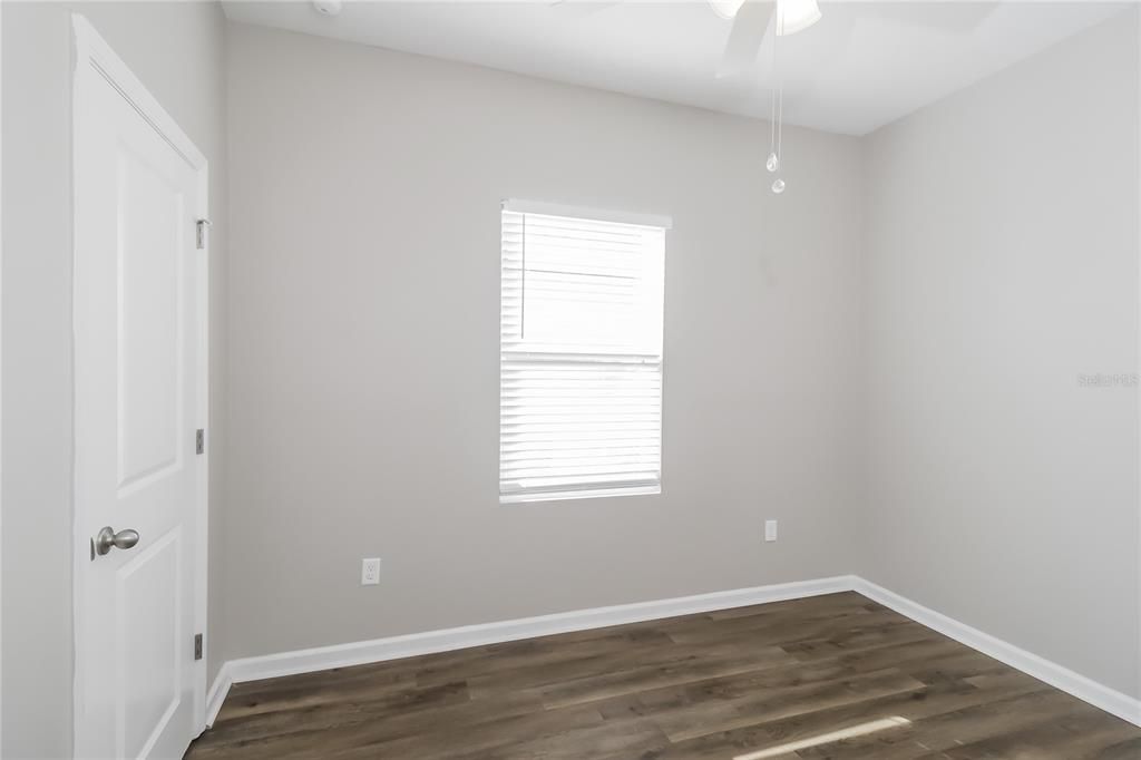 For Sale: $295,000 (3 beds, 2 baths, 1174 Square Feet)