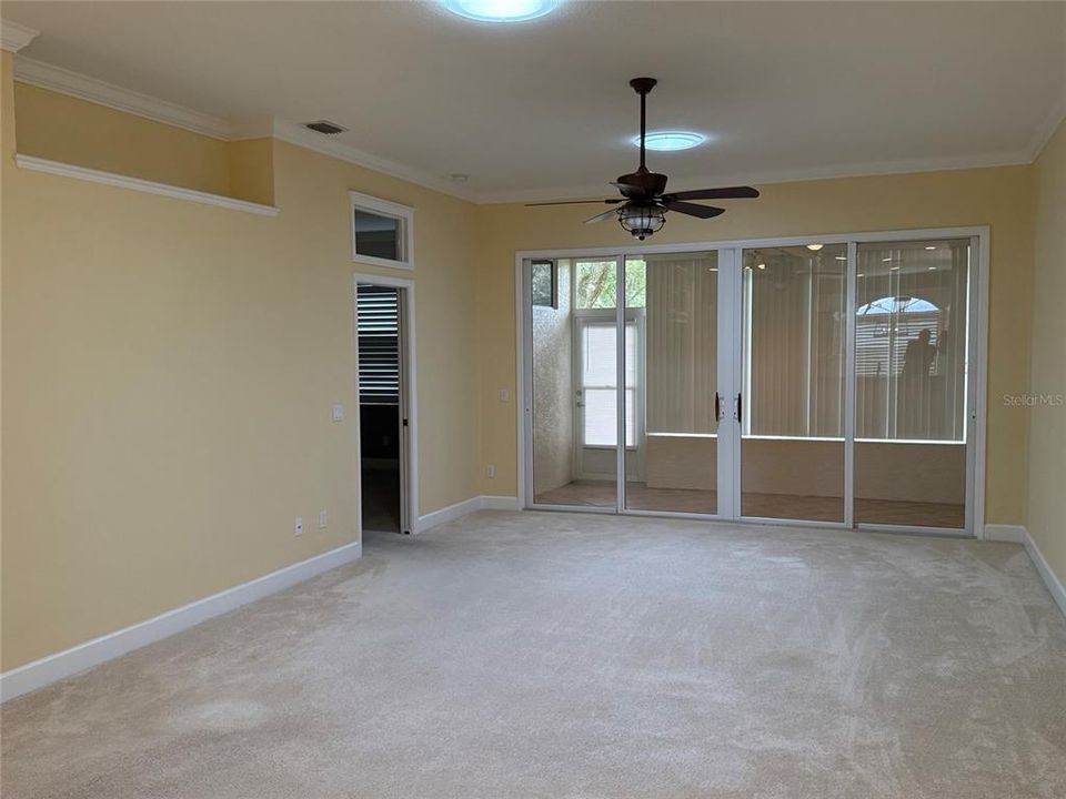 For Sale: $295,000 (3 beds, 2 baths, 1684 Square Feet)