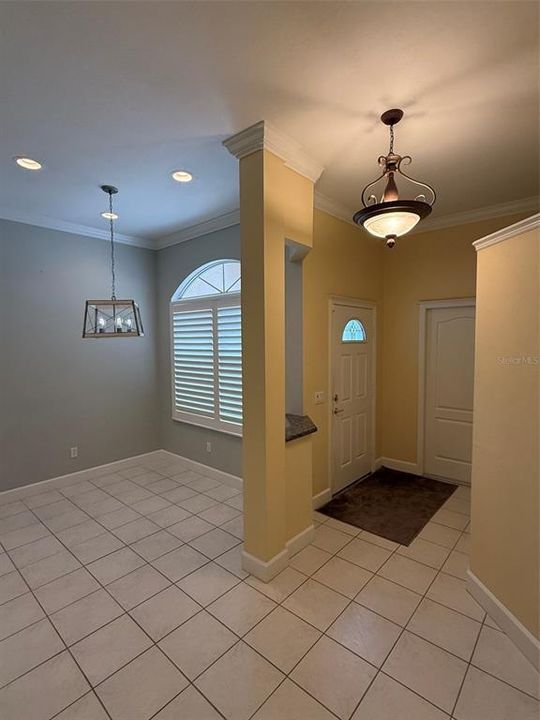 For Sale: $295,000 (3 beds, 2 baths, 1684 Square Feet)