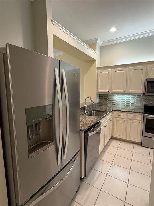 For Sale: $295,000 (3 beds, 2 baths, 1684 Square Feet)