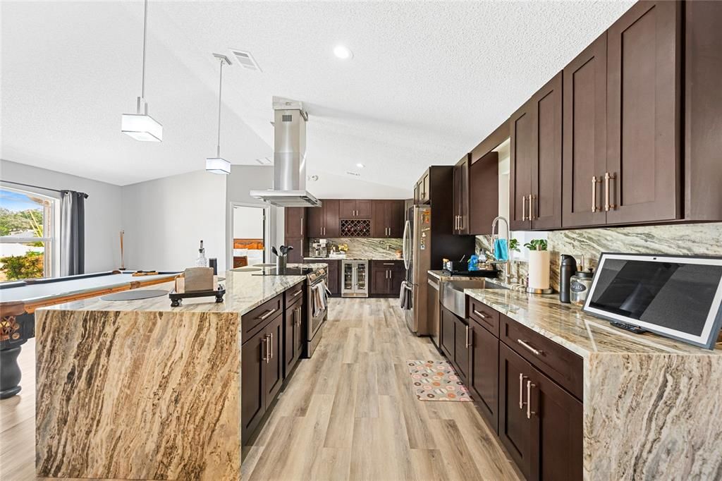 For Sale: $419,500 (4 beds, 2 baths, 1838 Square Feet)