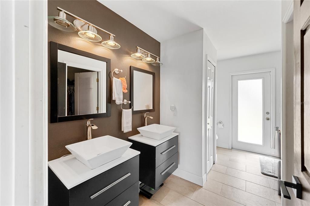 For Sale: $419,500 (4 beds, 2 baths, 1838 Square Feet)