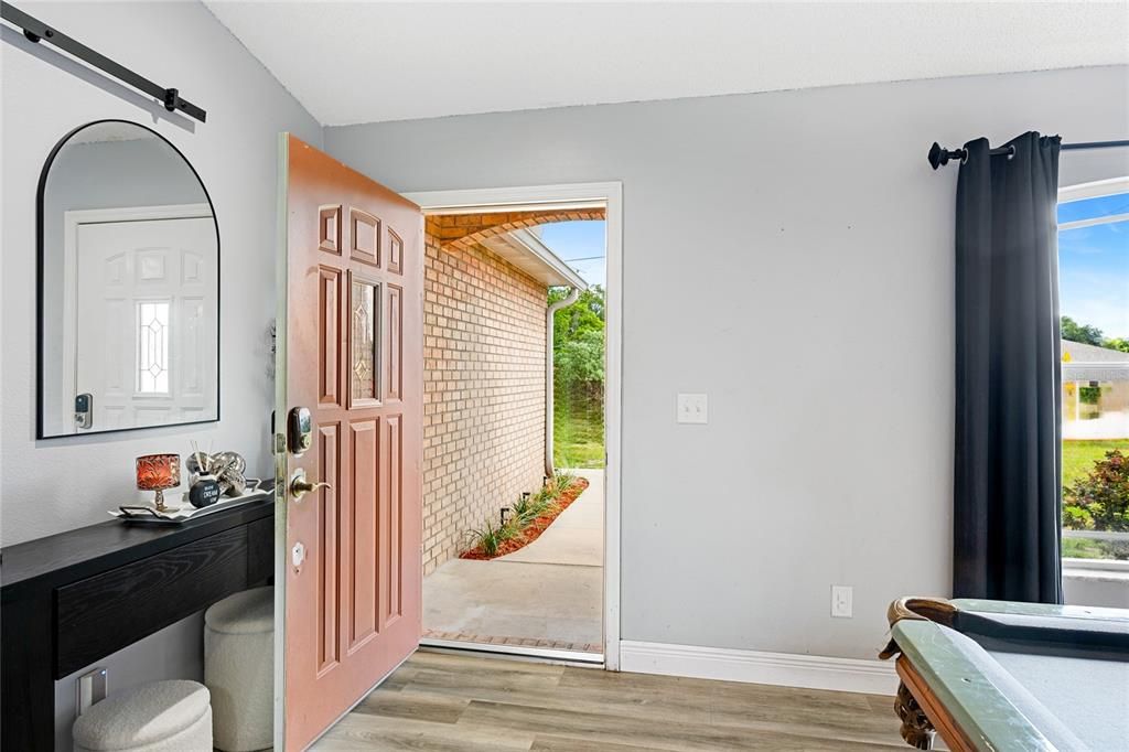 For Sale: $419,500 (4 beds, 2 baths, 1838 Square Feet)