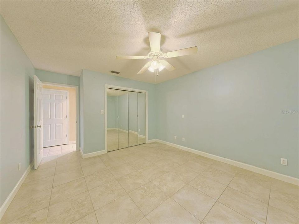 For Sale: $289,900 (3 beds, 2 baths, 2010 Square Feet)