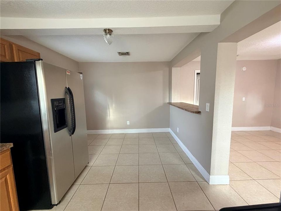 Active With Contract: $295,000 (3 beds, 2 baths, 1340 Square Feet)