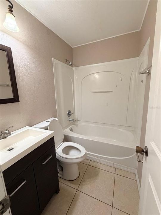 Active With Contract: $295,000 (3 beds, 2 baths, 1340 Square Feet)