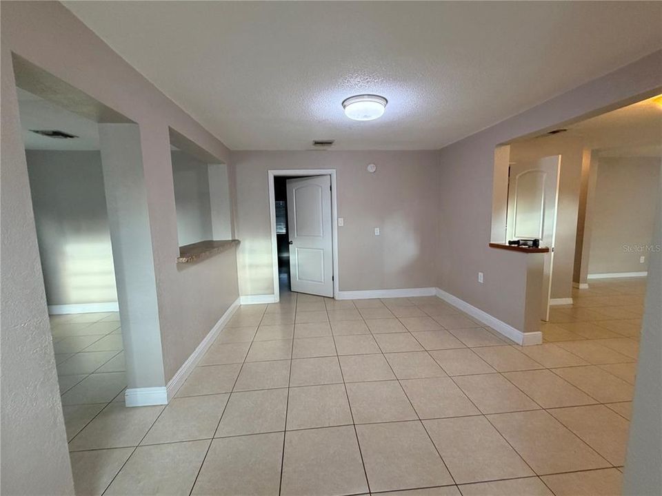 Active With Contract: $295,000 (3 beds, 2 baths, 1340 Square Feet)