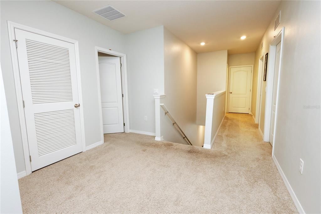 For Sale: $355,000 (4 beds, 2 baths, 2432 Square Feet)