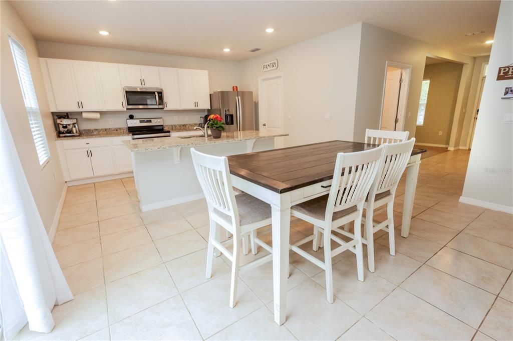For Sale: $355,000 (4 beds, 2 baths, 2432 Square Feet)