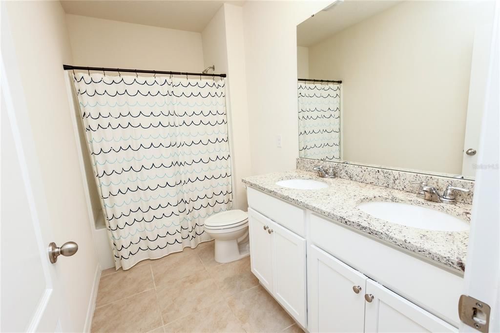 For Sale: $355,000 (4 beds, 2 baths, 2432 Square Feet)