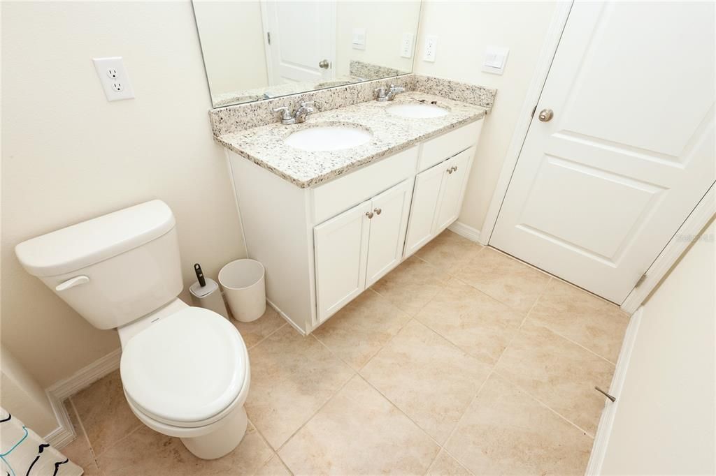 For Sale: $355,000 (4 beds, 2 baths, 2432 Square Feet)