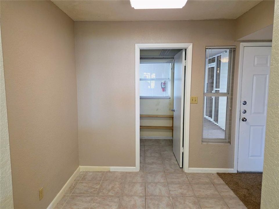 В аренду: $2,500 (2 спален, 2 ванн, 1075 Квадратных фут)