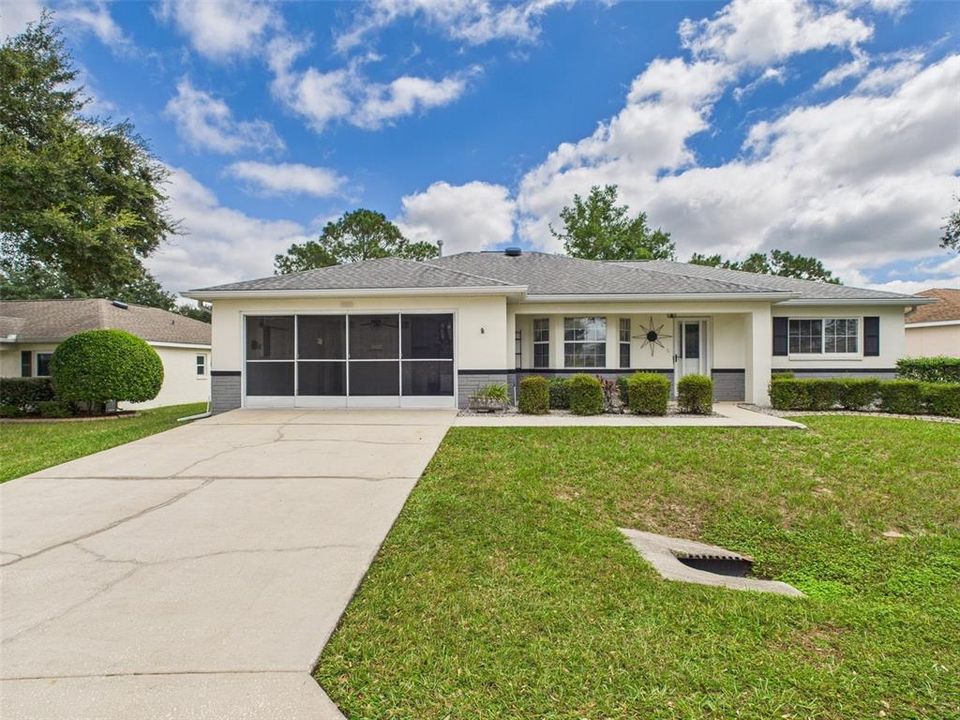 For Rent: $1,750 (2 beds, 2 baths, 1567 Square Feet)