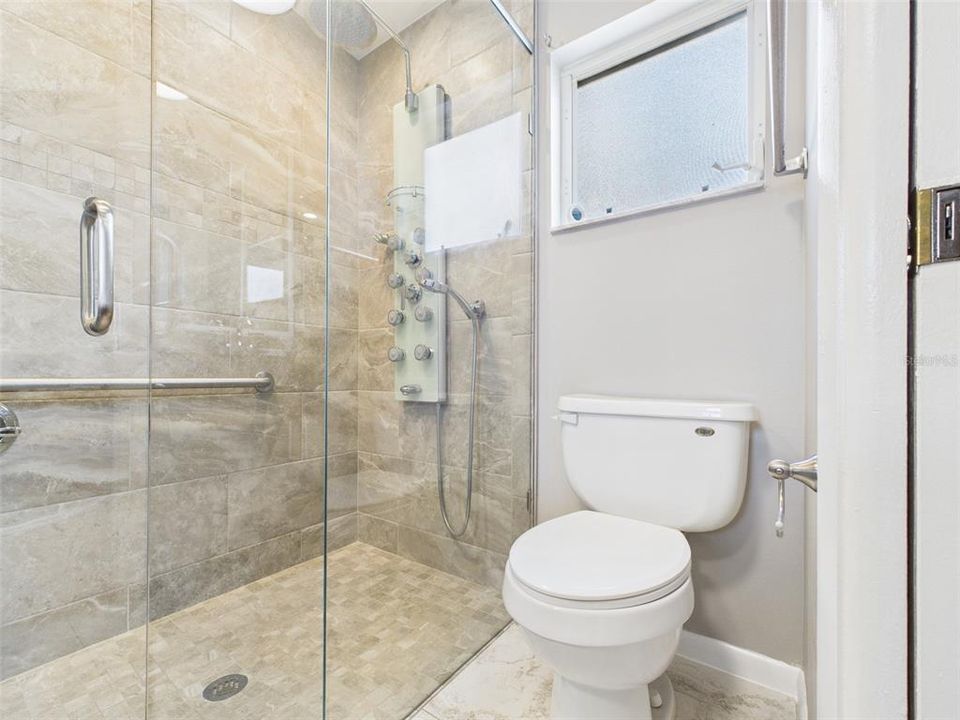 For Rent: $1,750 (2 beds, 2 baths, 1567 Square Feet)