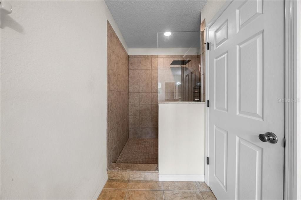For Sale: $360,000 (4 beds, 3 baths, 2629 Square Feet)
