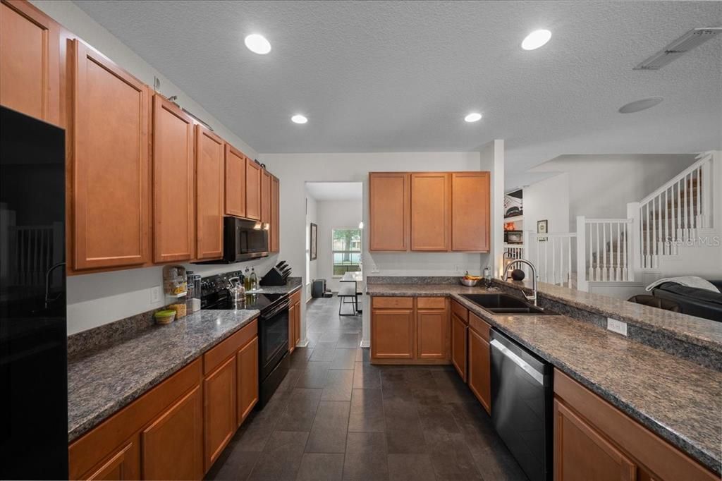 For Sale: $360,000 (4 beds, 3 baths, 2629 Square Feet)