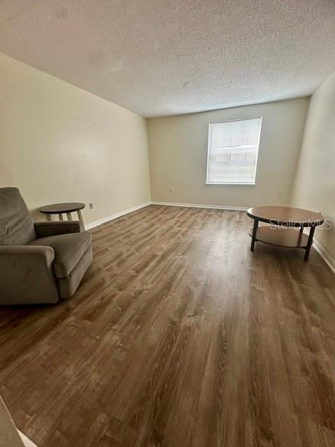 For Sale: $129,000 (2 beds, 2 baths, 1165 Square Feet)