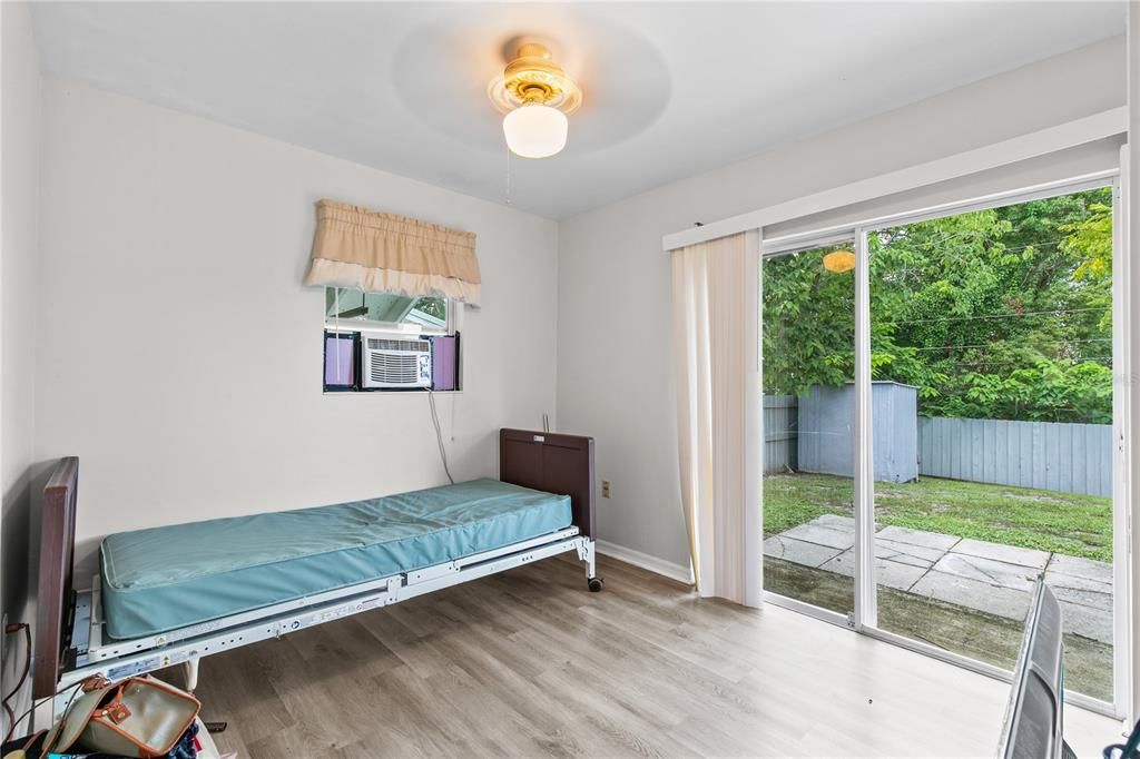 For Sale: $255,000 (4 beds, 2 baths, 816 Square Feet)