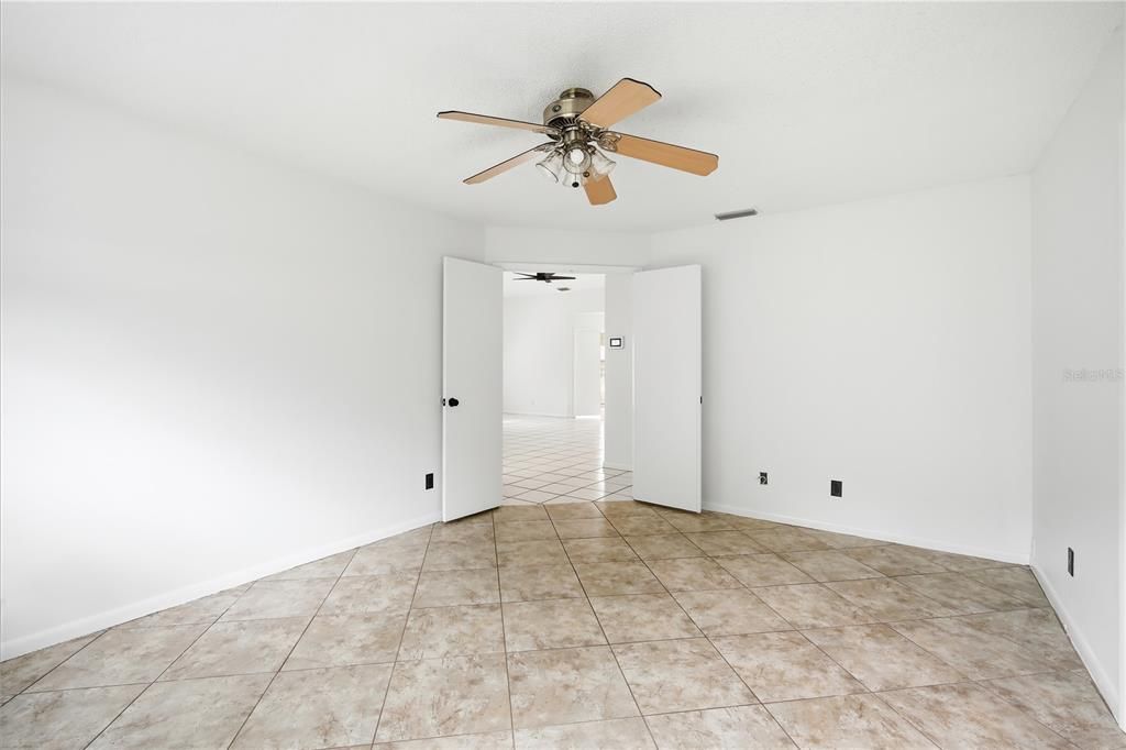 For Rent: $2,095 (2 beds, 2 baths, 1349 Square Feet)