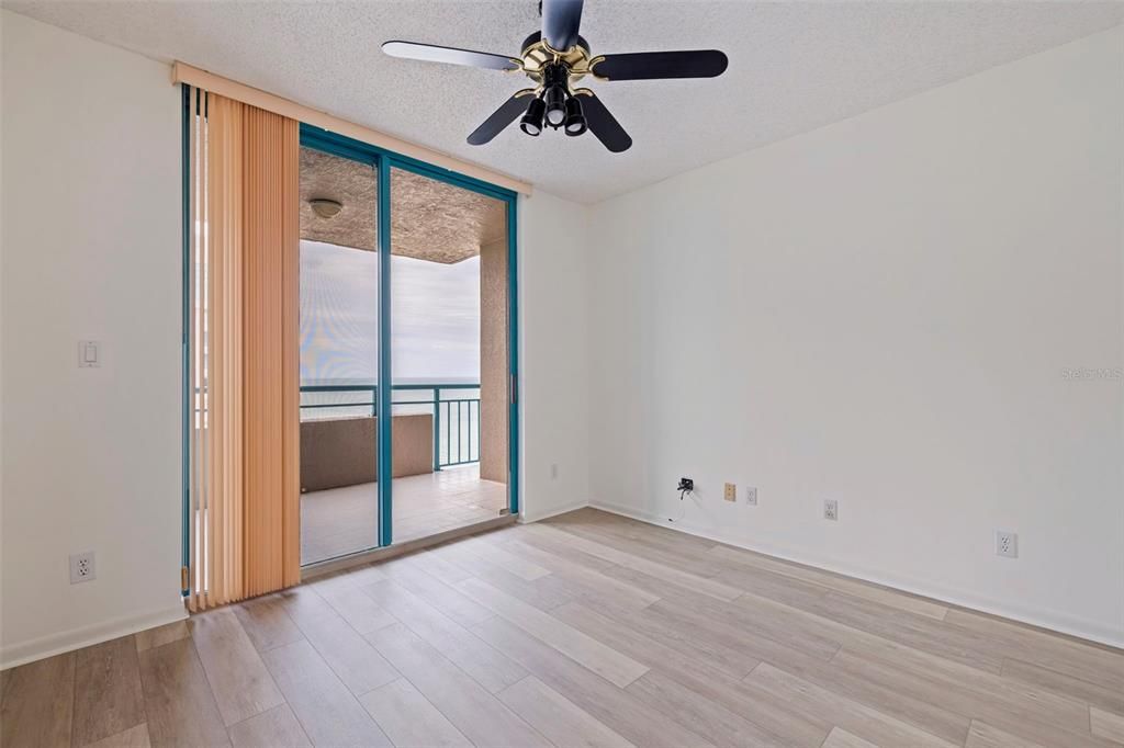 For Sale: $2,775,000 (3 beds, 4 baths, 3400 Square Feet)