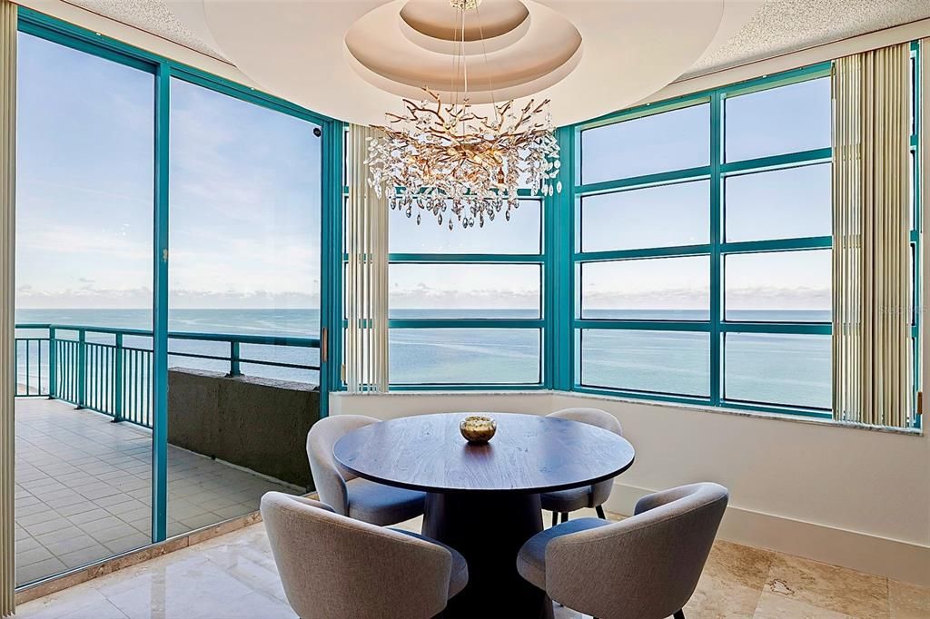 For Sale: $2,775,000 (3 beds, 4 baths, 3400 Square Feet)