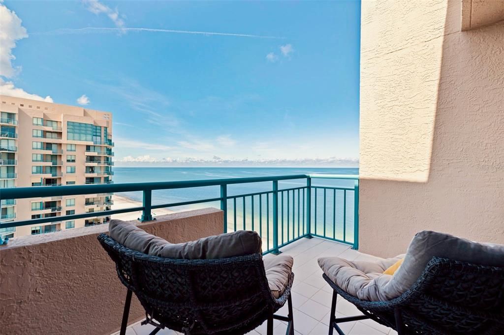 For Sale: $2,775,000 (3 beds, 4 baths, 3400 Square Feet)