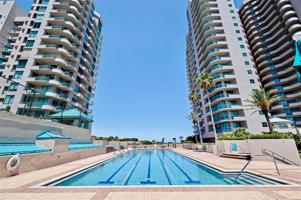 For Sale: $2,775,000 (3 beds, 4 baths, 3400 Square Feet)