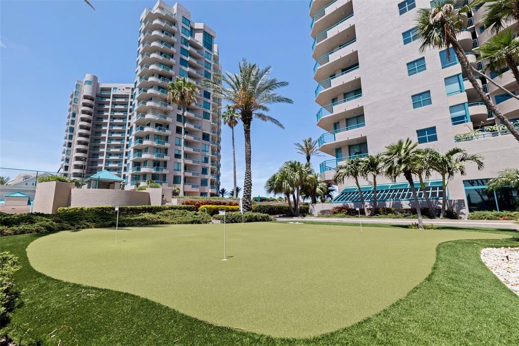 For Sale: $2,775,000 (3 beds, 4 baths, 3400 Square Feet)