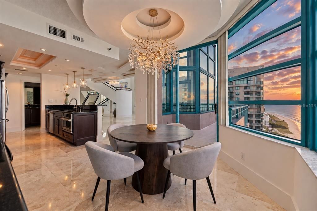 For Sale: $2,775,000 (3 beds, 4 baths, 3400 Square Feet)