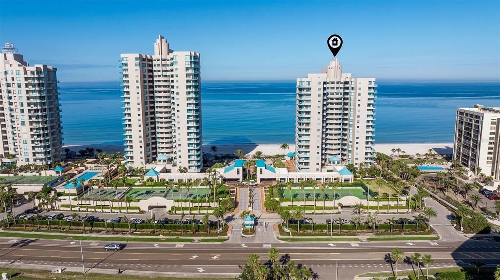 For Sale: $2,775,000 (3 beds, 4 baths, 3400 Square Feet)