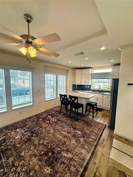 For Sale: $134,990 (1 beds, 1 baths, 481 Square Feet)