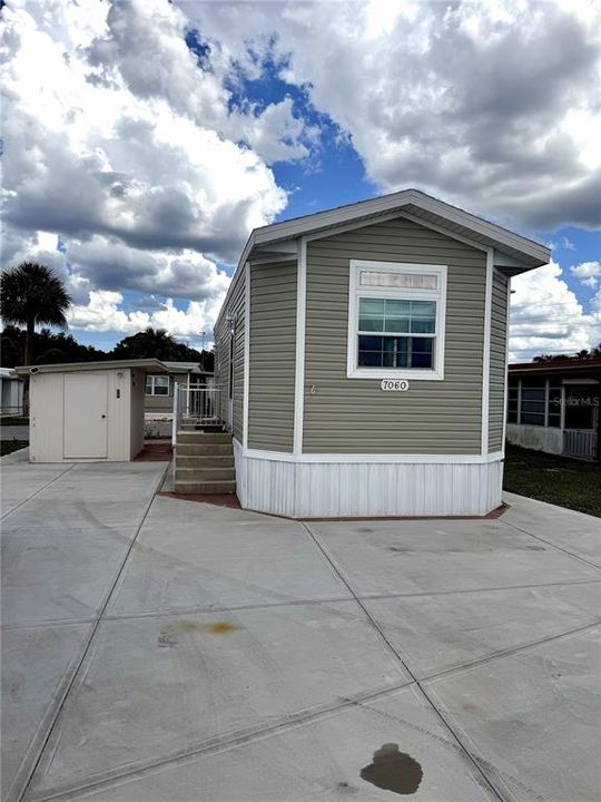 For Sale: $134,990 (1 beds, 1 baths, 481 Square Feet)