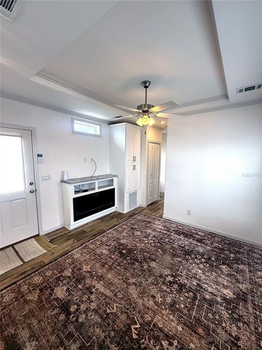 For Sale: $134,990 (1 beds, 1 baths, 481 Square Feet)