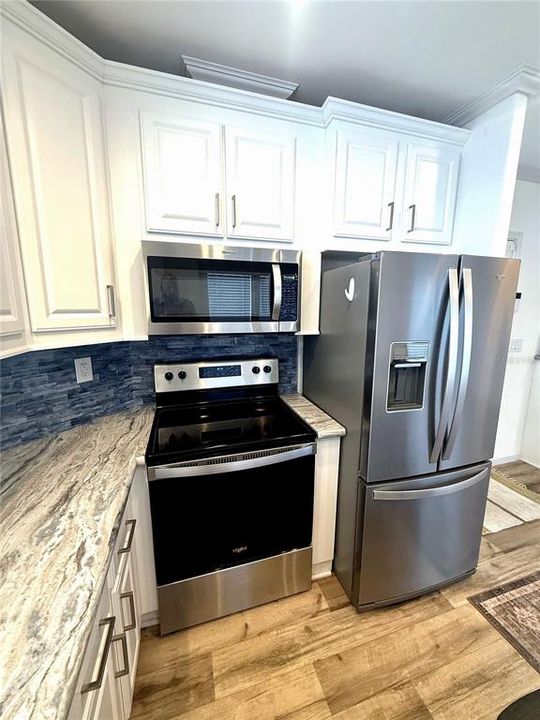 For Sale: $134,990 (1 beds, 1 baths, 481 Square Feet)