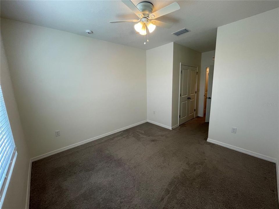For Rent: $2,099 (3 beds, 2 baths, 1673 Square Feet)