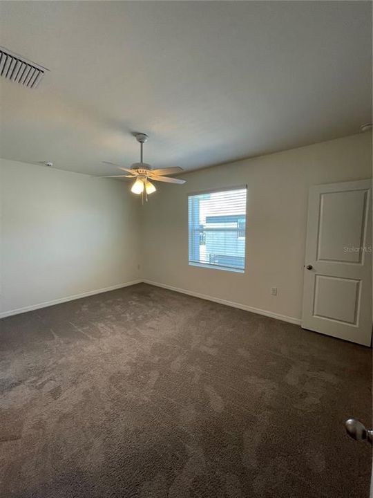 For Rent: $2,099 (3 beds, 2 baths, 1673 Square Feet)