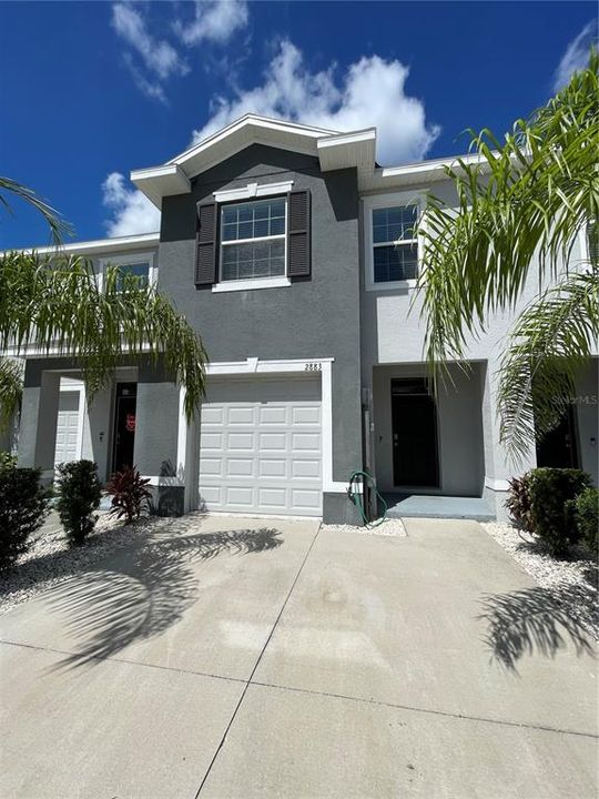 For Rent: $2,099 (3 beds, 2 baths, 1673 Square Feet)