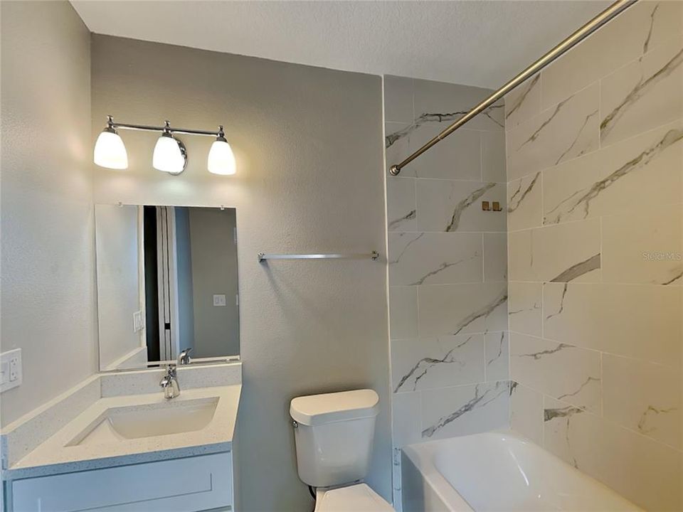 For Sale: $499,999 (4 beds, 2 baths, 1841 Square Feet)