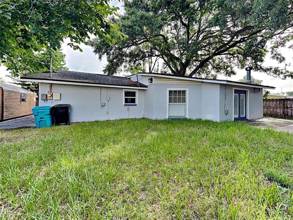 For Sale: $499,999 (4 beds, 2 baths, 1841 Square Feet)