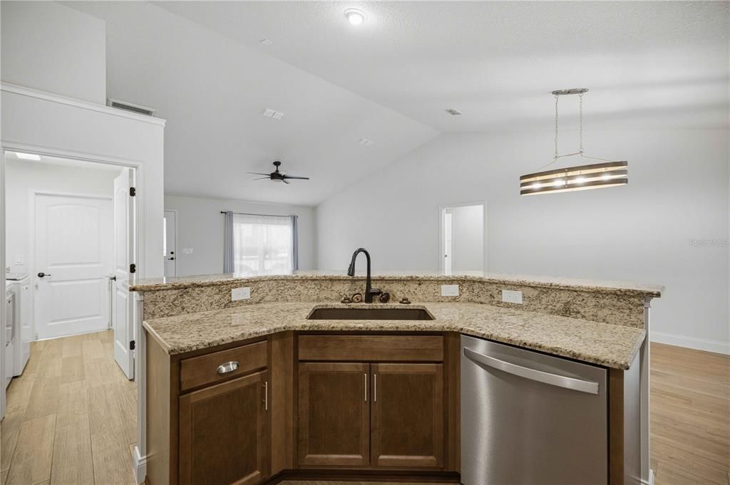 For Sale: $329,900 (3 beds, 2 baths, 1585 Square Feet)