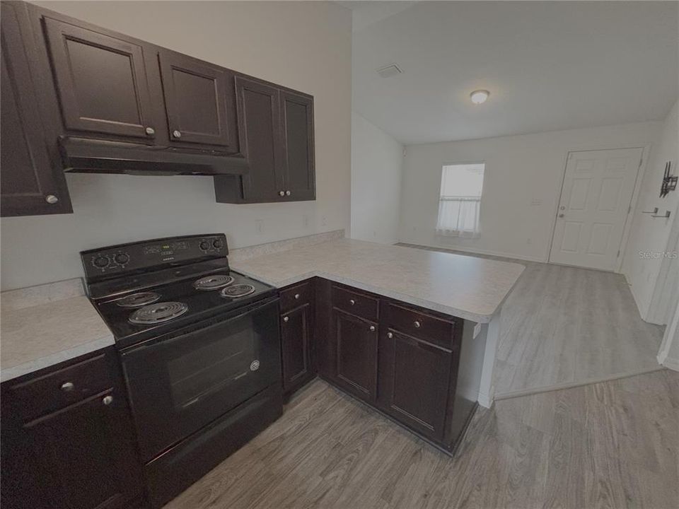 For Rent: $1,545 (3 beds, 2 baths, 1009 Square Feet)