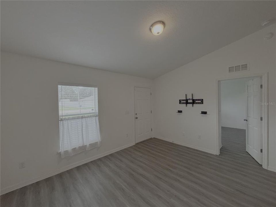 For Rent: $1,545 (3 beds, 2 baths, 1009 Square Feet)