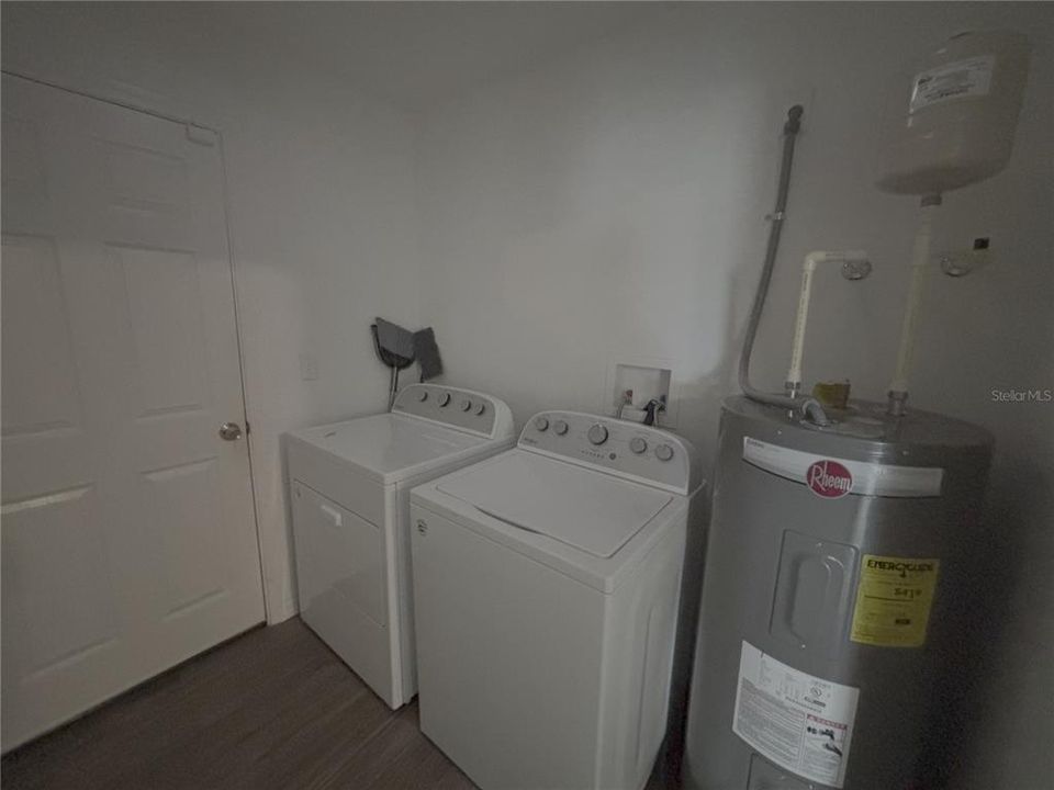 For Rent: $1,545 (3 beds, 2 baths, 1009 Square Feet)