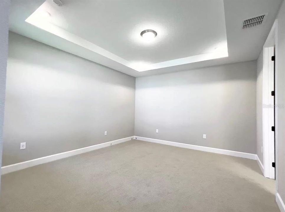 For Rent: $3,650 (4 beds, 3 baths, 2303 Square Feet)