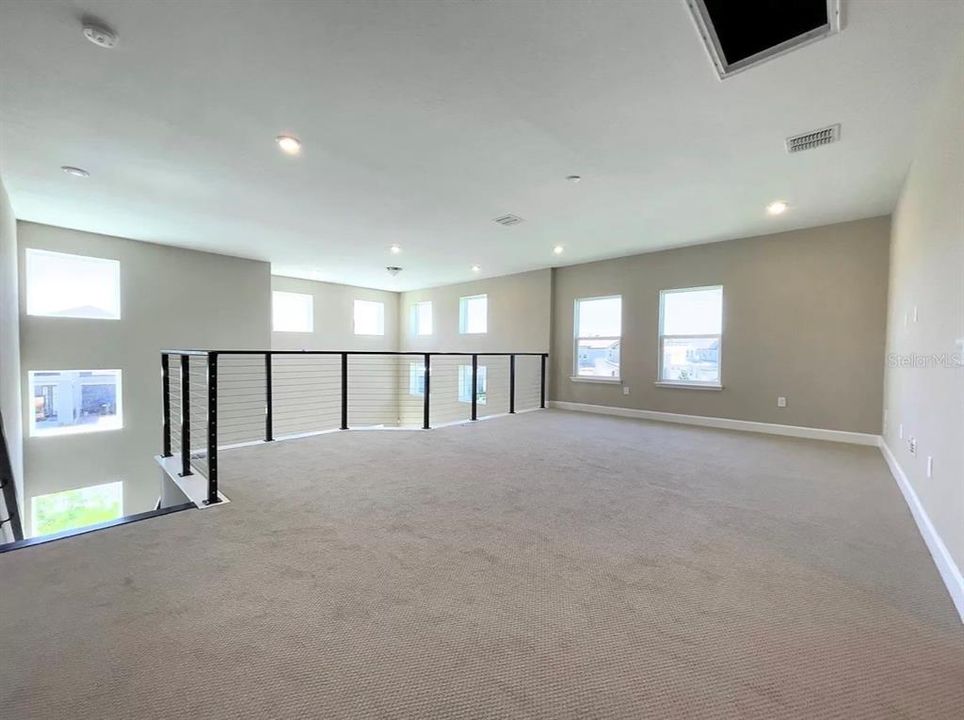 For Rent: $3,650 (4 beds, 3 baths, 2303 Square Feet)