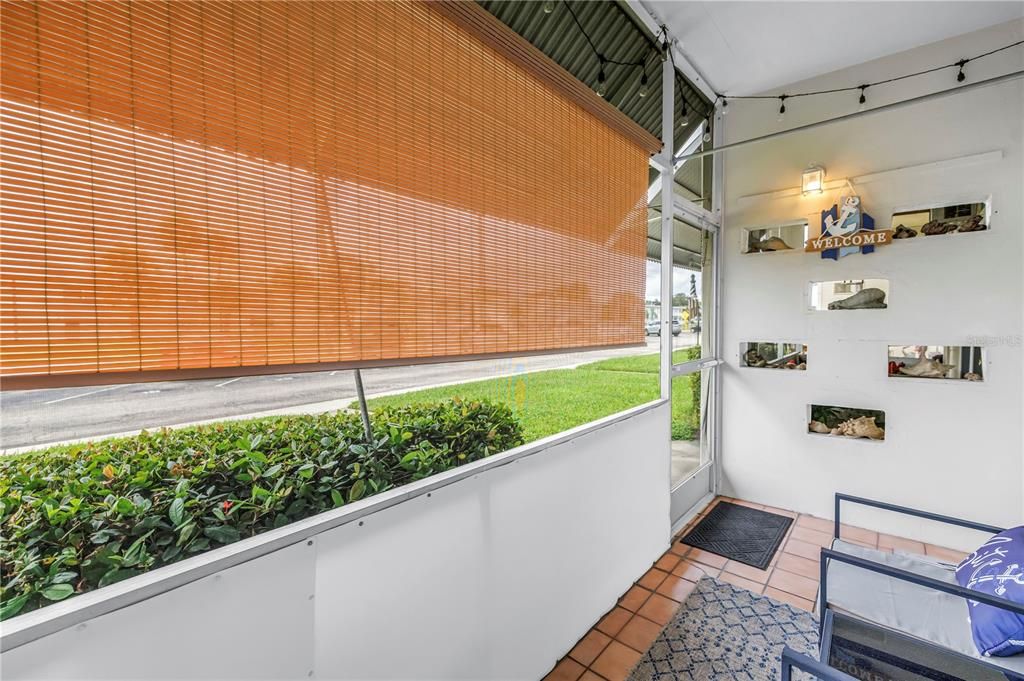 For Sale: $67,000 (0 beds, 1 baths, 422 Square Feet)