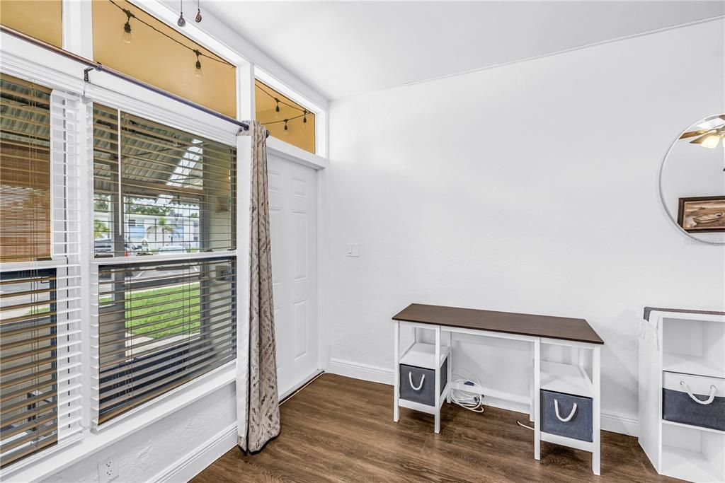 For Sale: $67,000 (0 beds, 1 baths, 422 Square Feet)