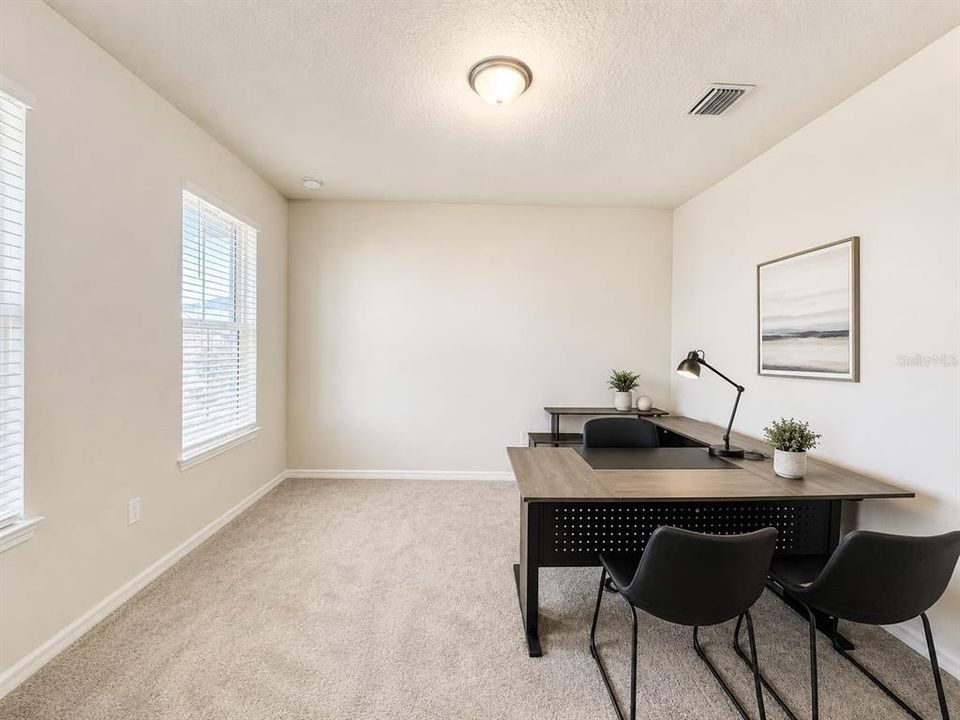 For Sale: $460,000 (4 beds, 3 baths, 2900 Square Feet)