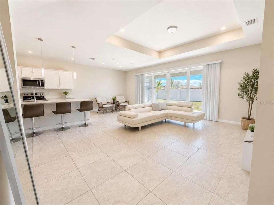For Sale: $460,000 (4 beds, 3 baths, 2900 Square Feet)